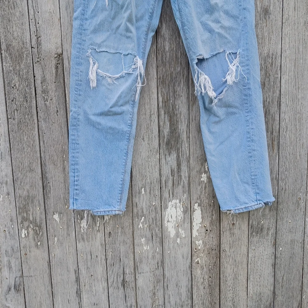 American Eagle Mom‎ Jean Distressed Ripped Womens Sz 0 Regular High Rise  Denim